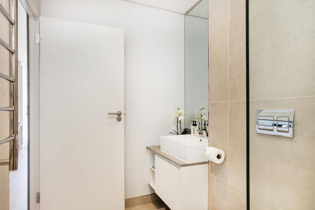 Backup-Powered Trendy Ny City Apartment At Table Mountain Kaapstad Buitenkant foto